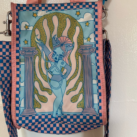 Valfre Celestial Cancer Crossbody Bag with Adjustable Removable Strap - Picture 5 of 12